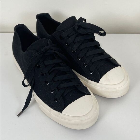 CLEARANCE H&M Black Canvas Casual Sneakers Men’s 9 White Sole Lowtop - Picture 1 of 8